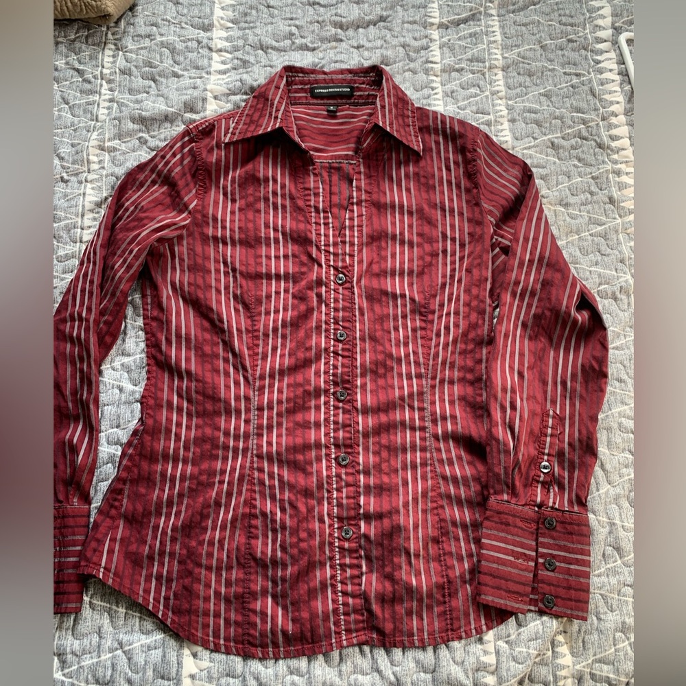 Express Design Studio Long Sleeve Shirt size Medium